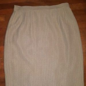 Botticelli Size 70 - 98 cm knee length Skirt